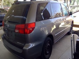 2004 TOYOTA SIENNA, GARY, LE, 3.3L, AT,  FWD,  Z25099